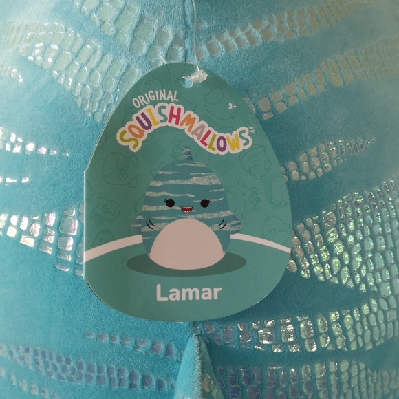 Squishmallow 16 inches Lamar, blue shark - Picture 5 of 6